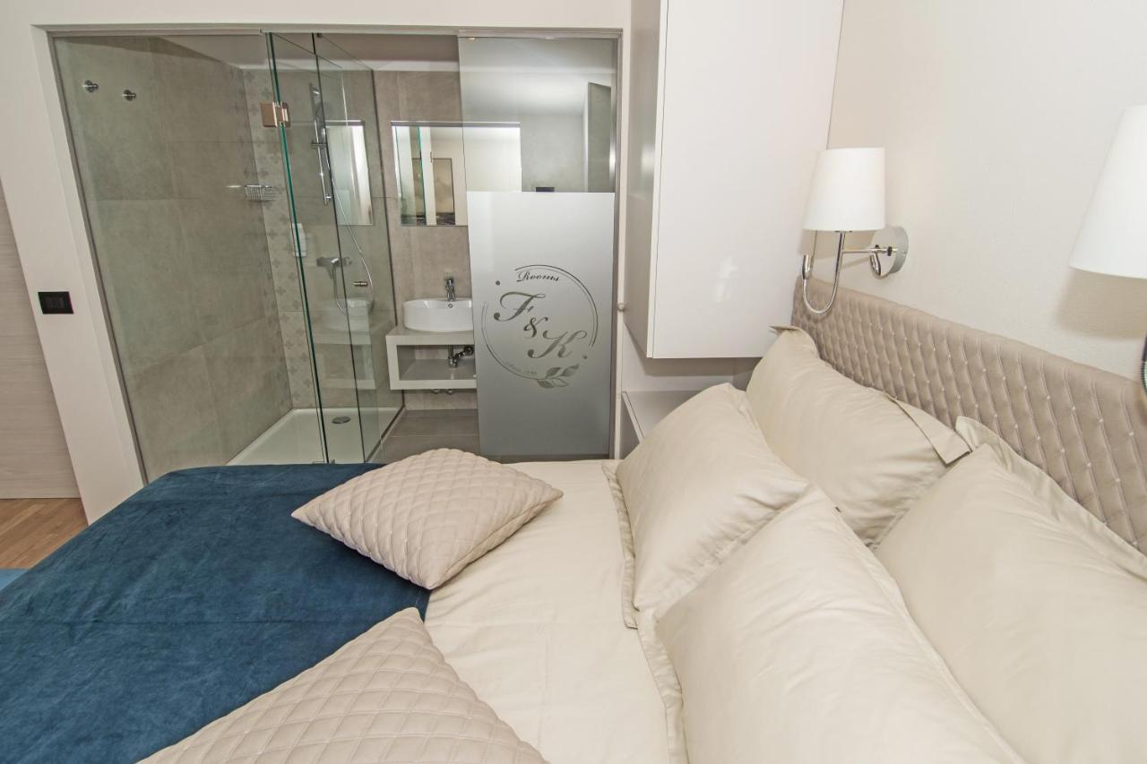 Fra&Kat Rooms Premantura Exteriör bild