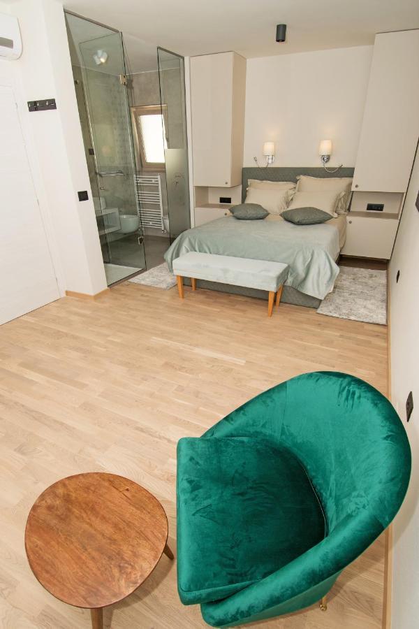 Fra&Kat Rooms Premantura Exteriör bild